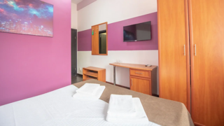 Отель Радужный Сочи Стандартный двухместный номер с 1 кроватью или 2 отдельными кроватями-11