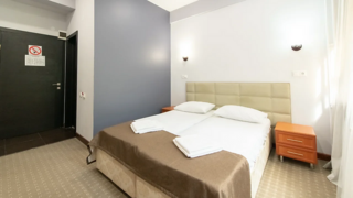 Отель Радужный Сочи Улучшенный двухместный номер с 1 кроватью или 2 отдельными кроватями-5