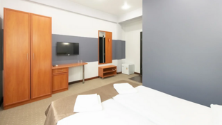 Отель Радужный Сочи Улучшенный двухместный номер с 1 кроватью или 2 отдельными кроватями-9