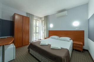 Отель Радужный Сочи Улучшенный двухместный номер с 1 кроватью или 2 отдельными кроватями-2