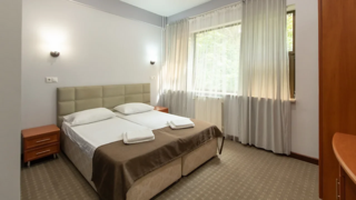 Отель Радужный Сочи Улучшенный двухместный номер с 1 кроватью или 2 отдельными кроватями-4